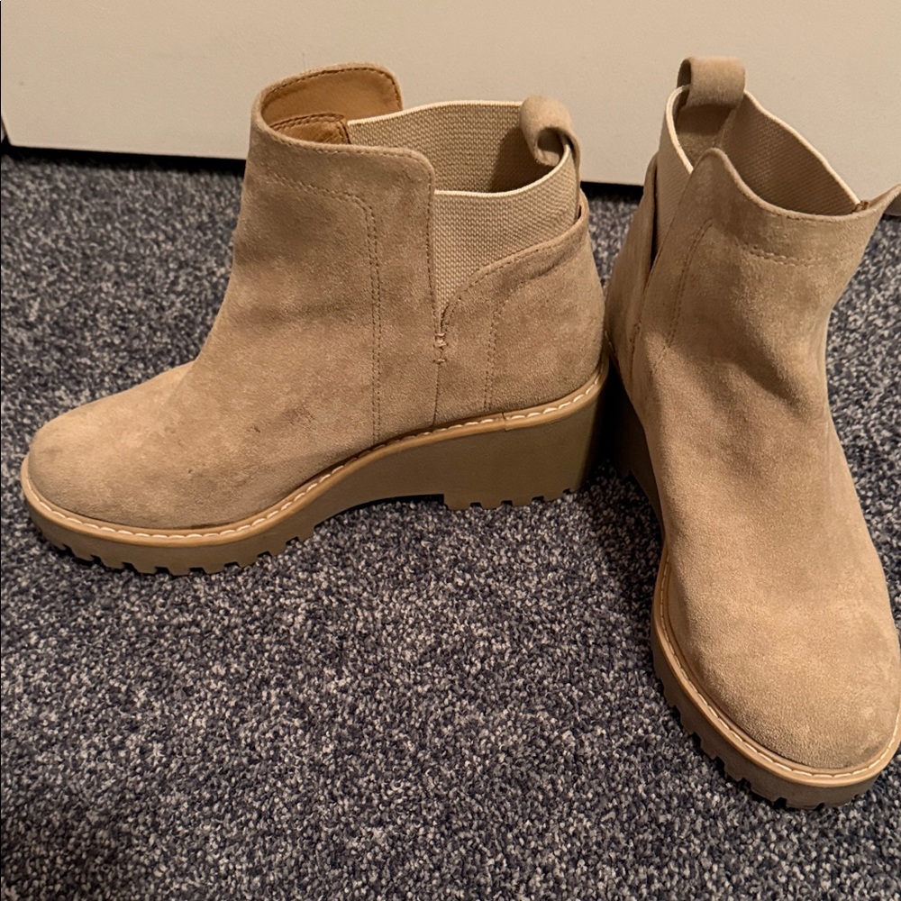 DV by Dolce Vita Suede Tan Ankle Boots